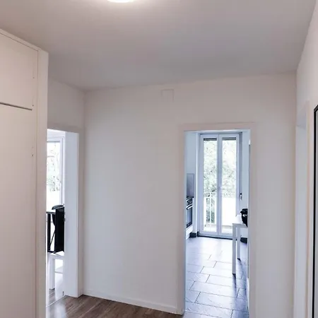 Parkside & Peaceful Near Google & Paradeplatatz *