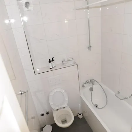 Parkside & Peaceful Near Google & Paradeplatatz