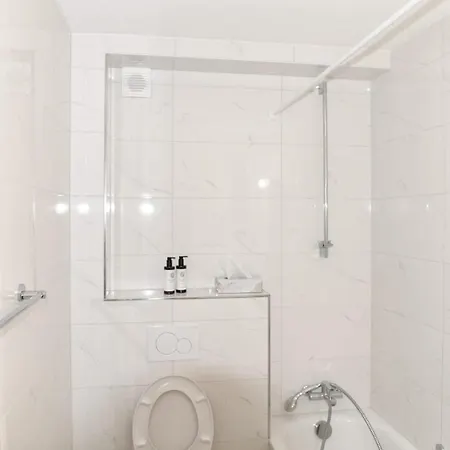 Parkside & Peaceful Near Google & Paradeplatatz Apartmán Curych