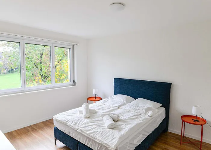 Parkside & Peaceful Near Google & Paradeplatatz *