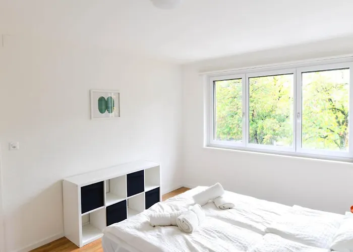 Parkside & Peaceful Near Google & Paradeplatatz Apartman