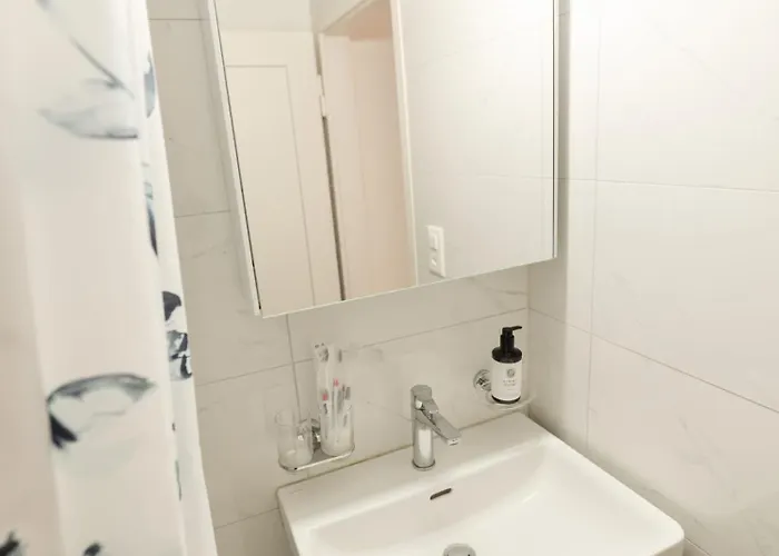 Parkside & Peaceful Near Google & Paradeplatatz Apartman *